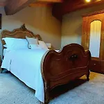 Segreta, Mount Etna Villa
