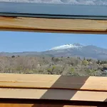 Villa Segreta, Mount Etna