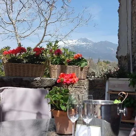 Segreta, Mount Etna Villa Belpasso